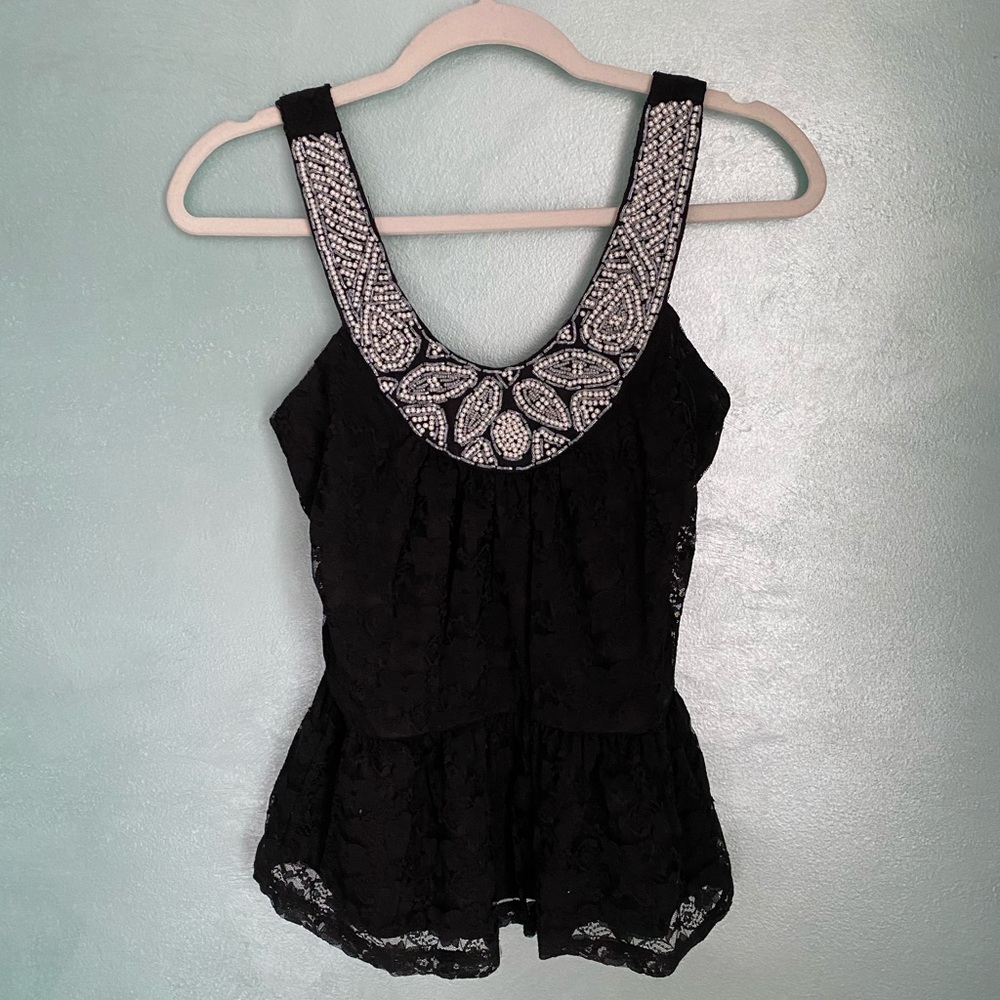 Pearl Lace Detailed Halter Top